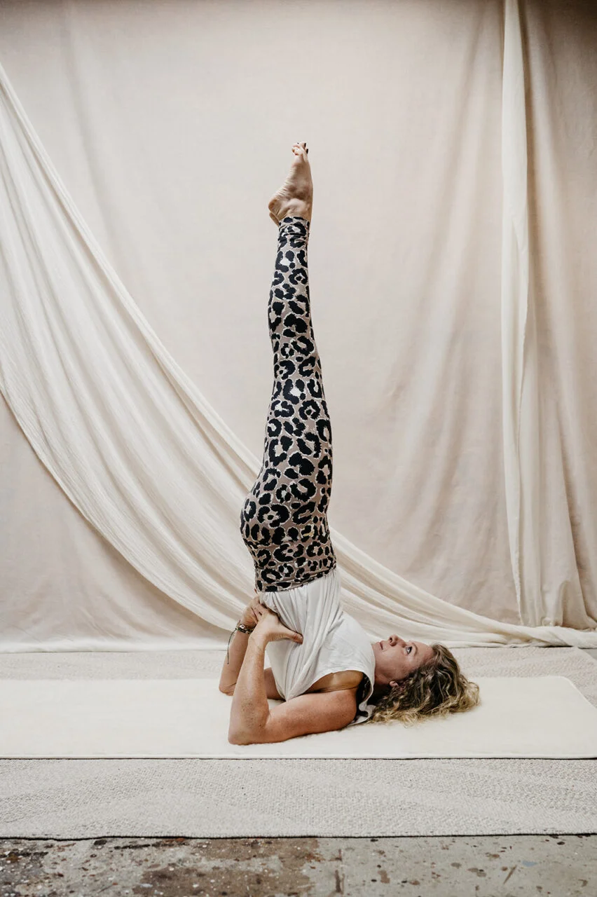 Luxe Yogamat - Wollen yogamat lifestyle schouderstand kaars - YOG/MED/LOT/WIT/90